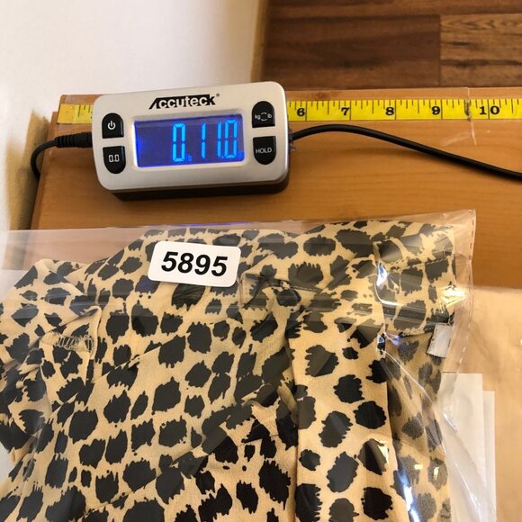 MINKPINK Blazer Women Medium Beige Animal Cheetah Print Open Front Office Career - Picture 10 of 10